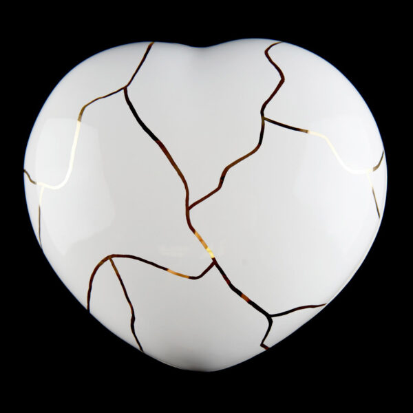 My dear heart "Kintsugi" (Made with pure gold alloy ) - Image 4