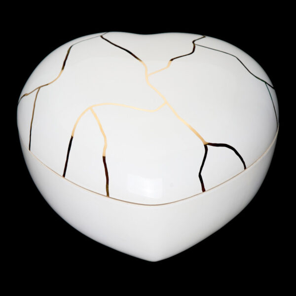 My dear heart "Kintsugi" (Made with pure gold alloy ) - Image 5