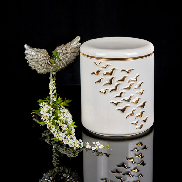 The soul flies away - Image 2